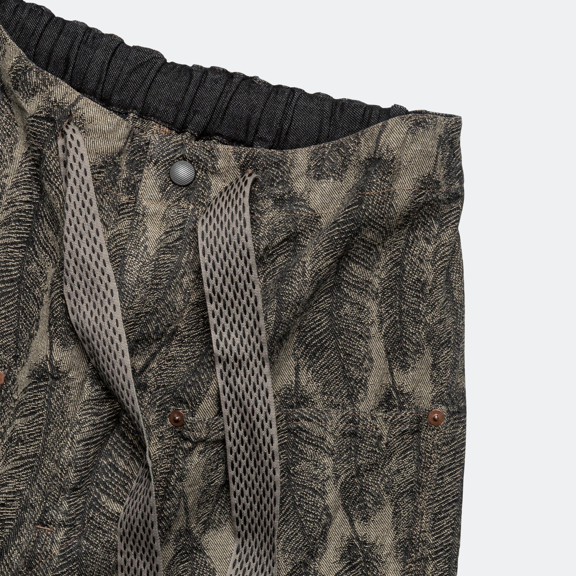 12oz MAGPIE Denim W-Knee Easy Baggy Pants - Black/Beige - Image 3