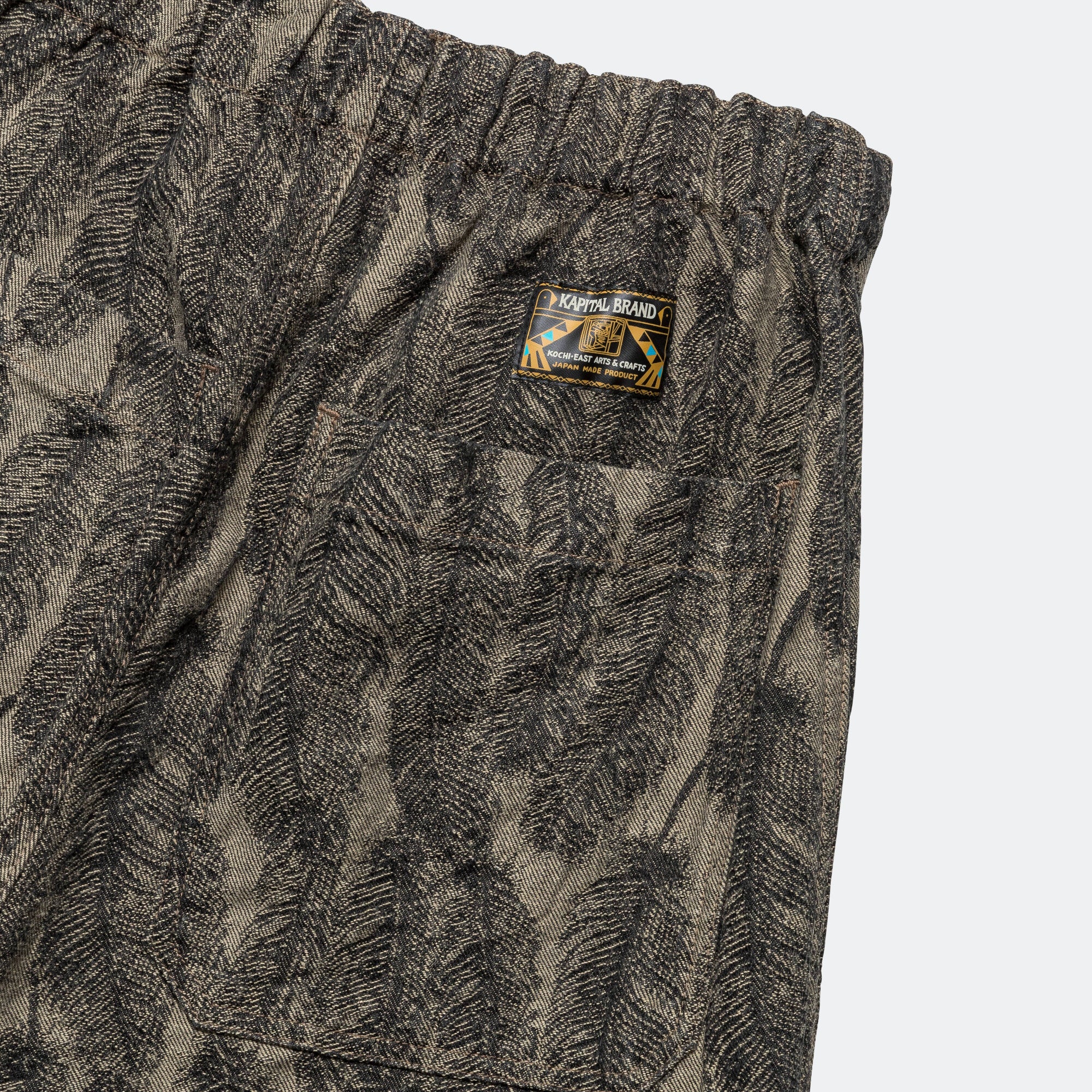 12oz MAGPIE Denim W-Knee Easy Baggy Pants - Black/Beige - Image 7