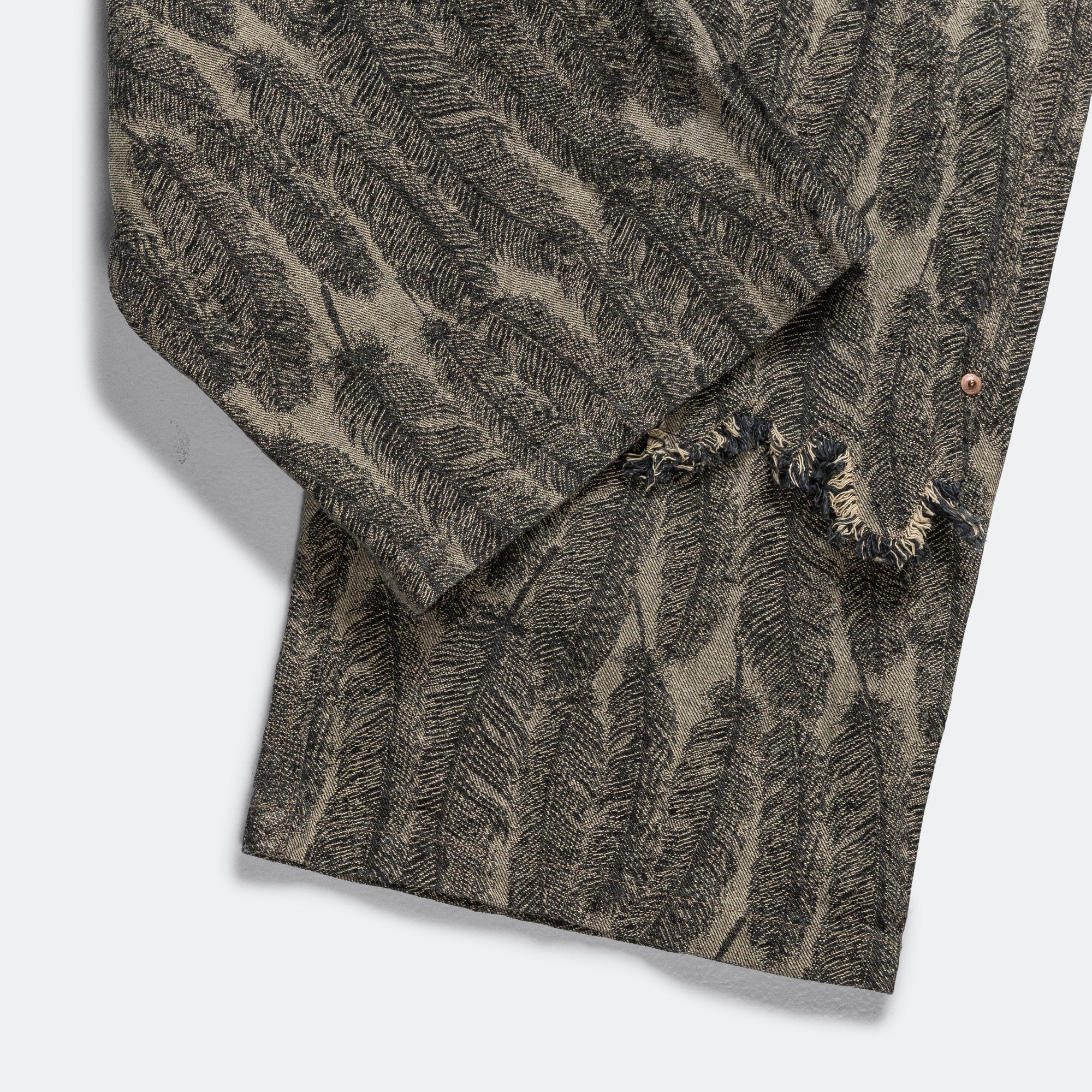 12oz MAGPIE Denim W-Knee Easy Baggy Pants - Black/Beige - Image 8