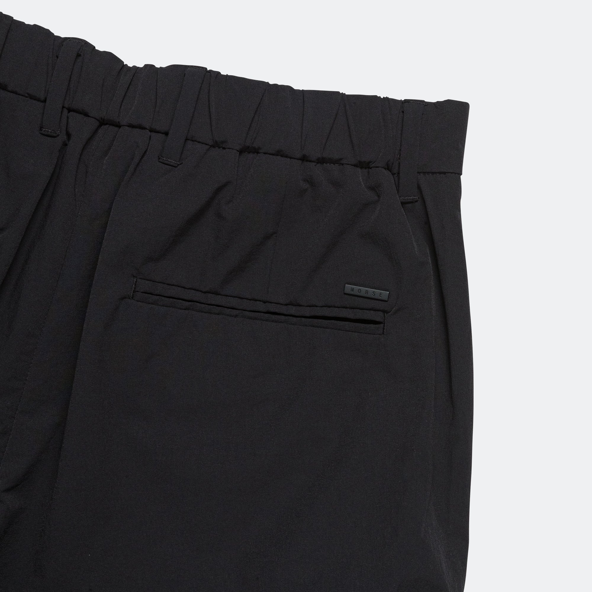 Aaren Travel Light Short - Black - Image 5