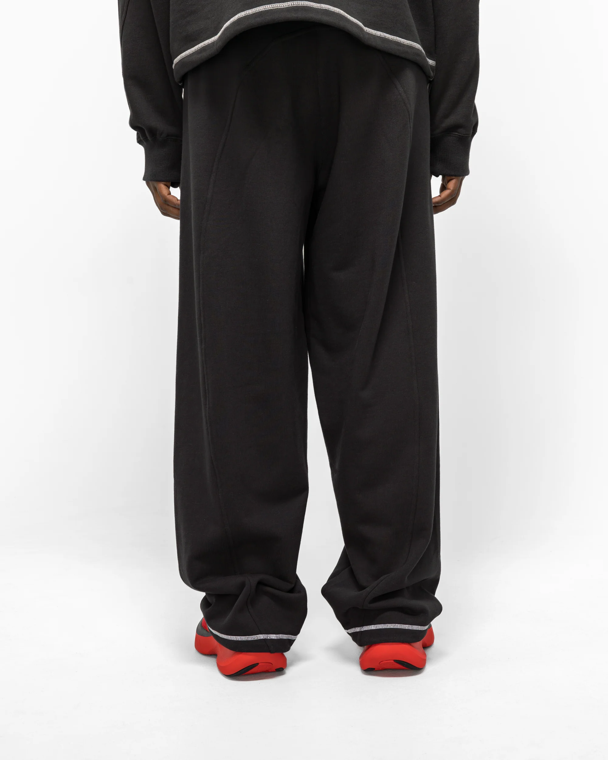 Santa Monica Sweatpant - Black - Image 4