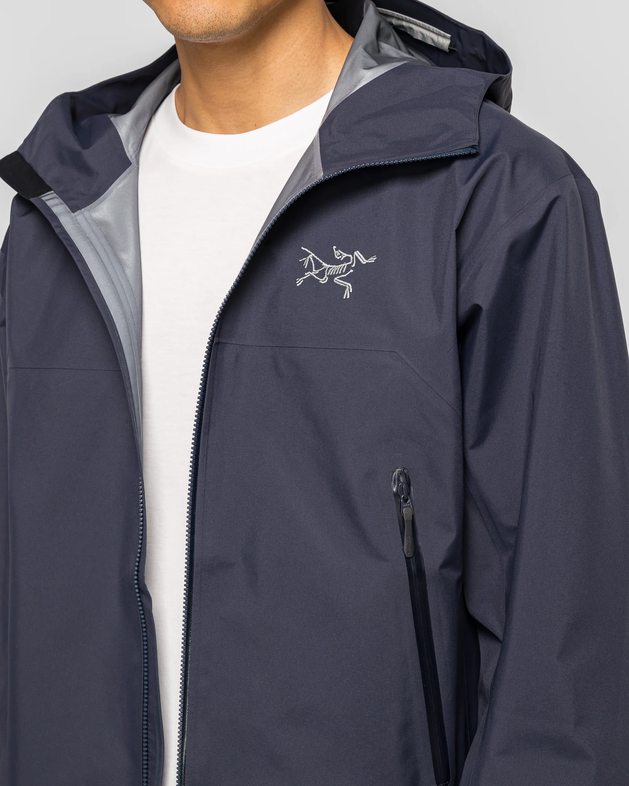 Beta Jacket - Black Sapphire - Image 5