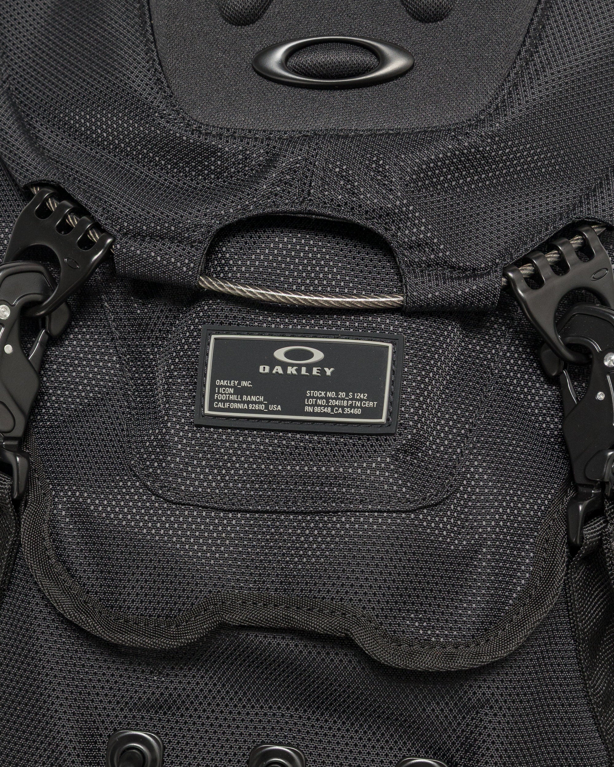Bathroom Sink RC Backpack - Blackout - Image 3