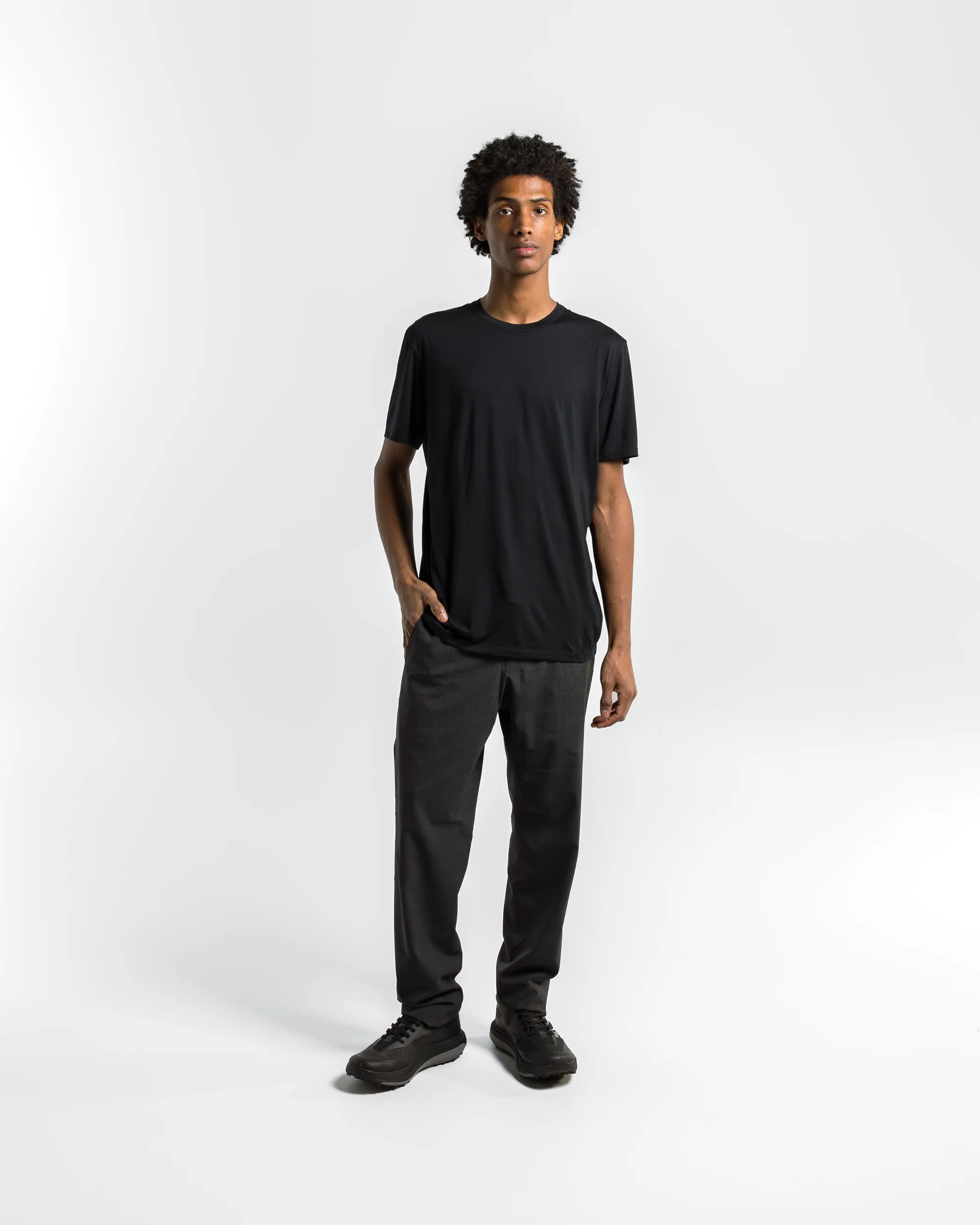 Frame SS Shirt - Black - Image 5