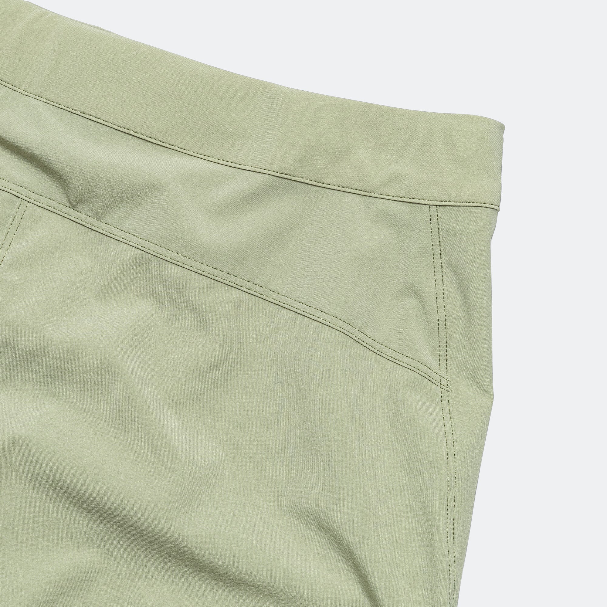 Gamma Lightweight 9" Short - Chloris - Image 6