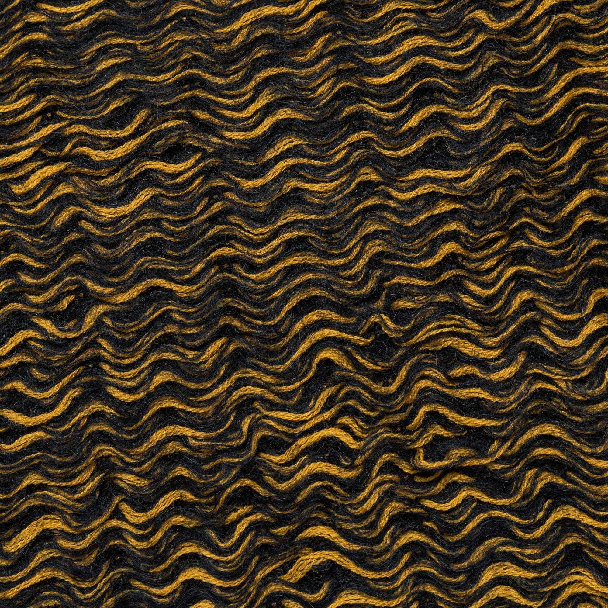 Hairy Wave Crewneck - Black/Yellow - Image 4
