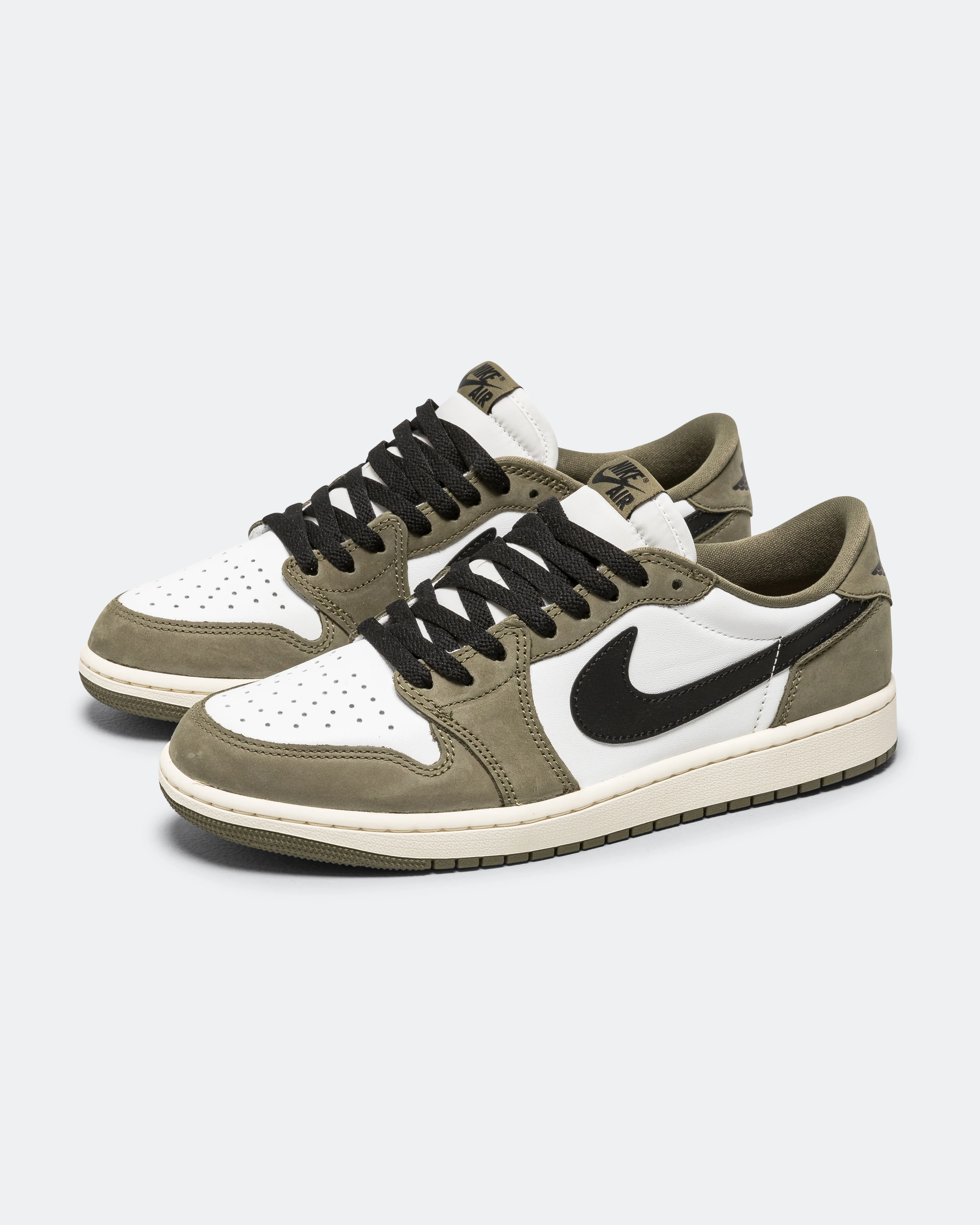Air Jordan 1 Retro Low OG - Medium Olive - Image 2