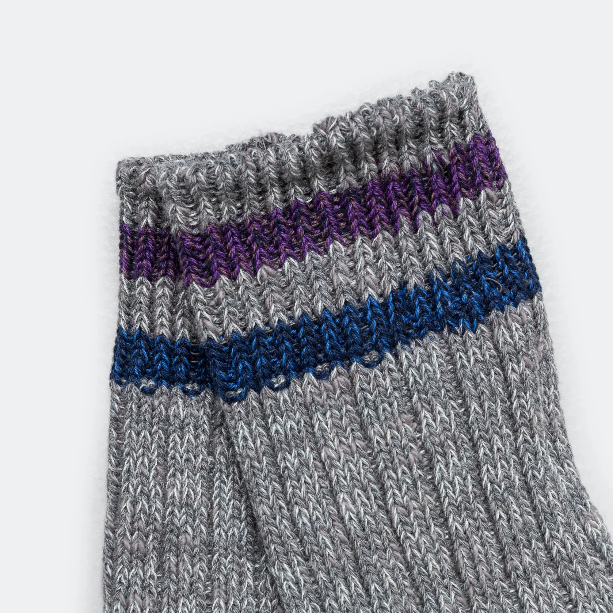 60Yarns Grandrelle IVY RAINBOWY HAPPY Heel-Hold Socks - Gray - Image 2