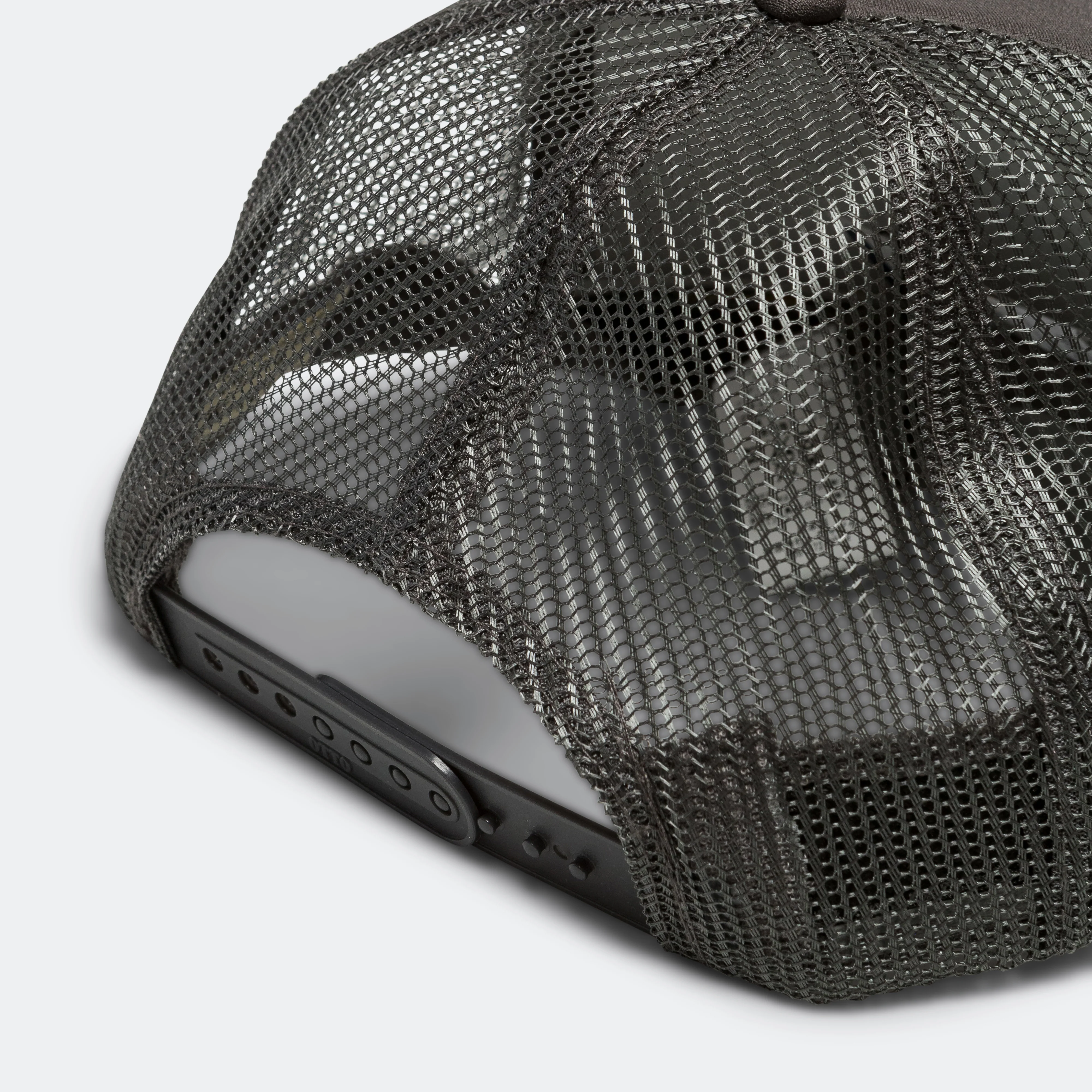 KOUNTRY PEARL Clutcher Silver Brim Truck Cap - Grey - Image 4
