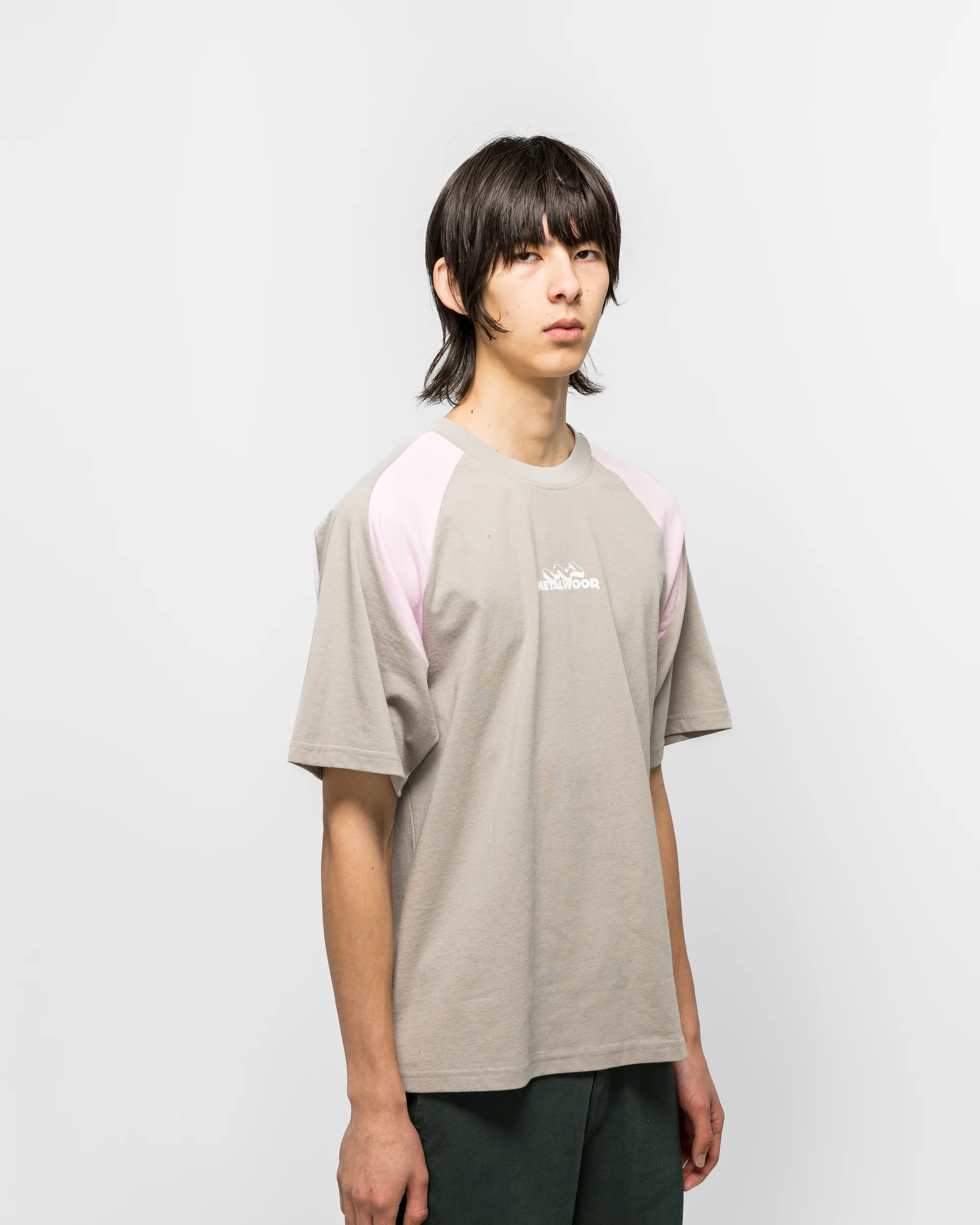 Mountaineer Raglan T-Shirt - Grey/Pink - Image 3