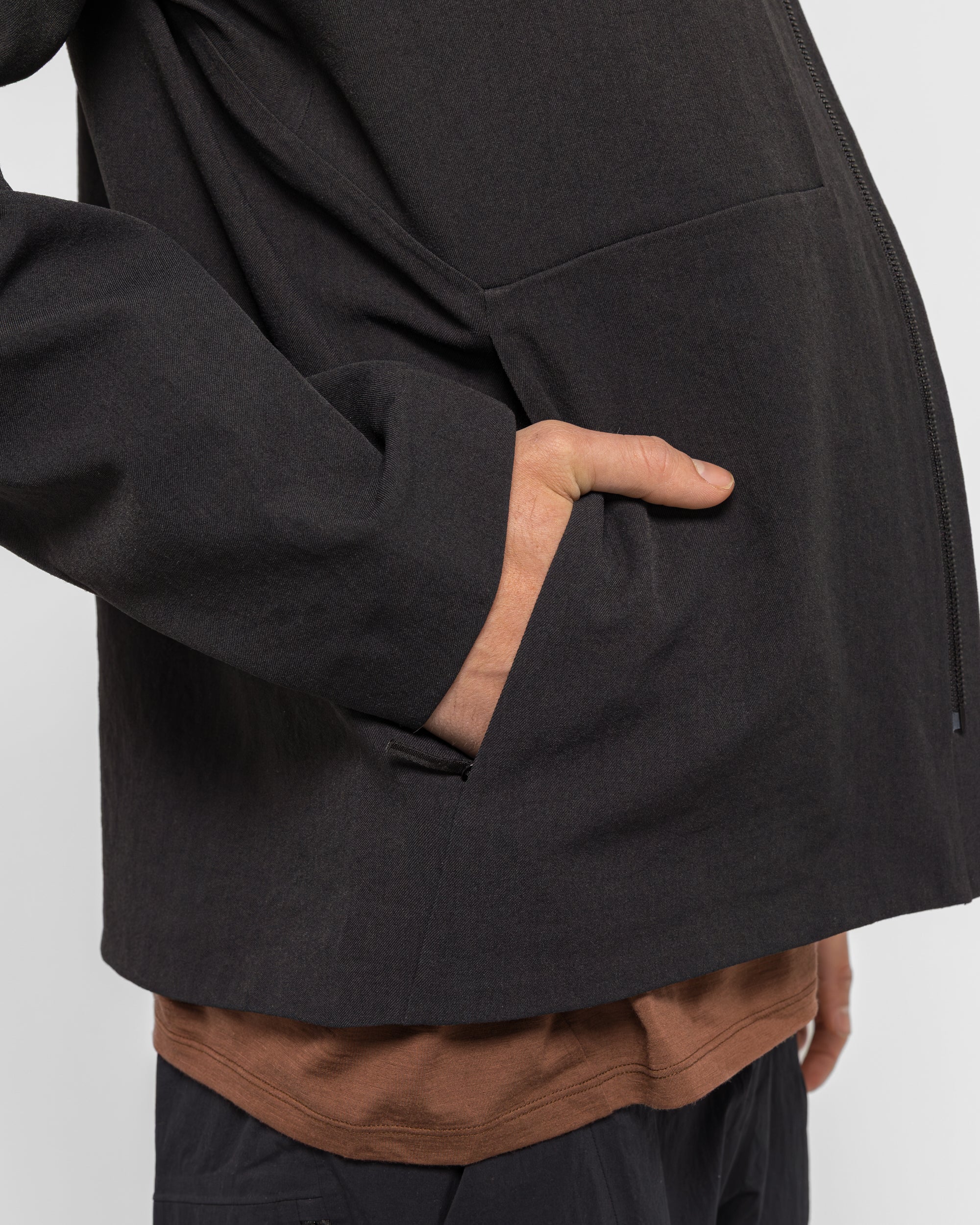 Mionn Softshell Overshirt - Black - Image 5