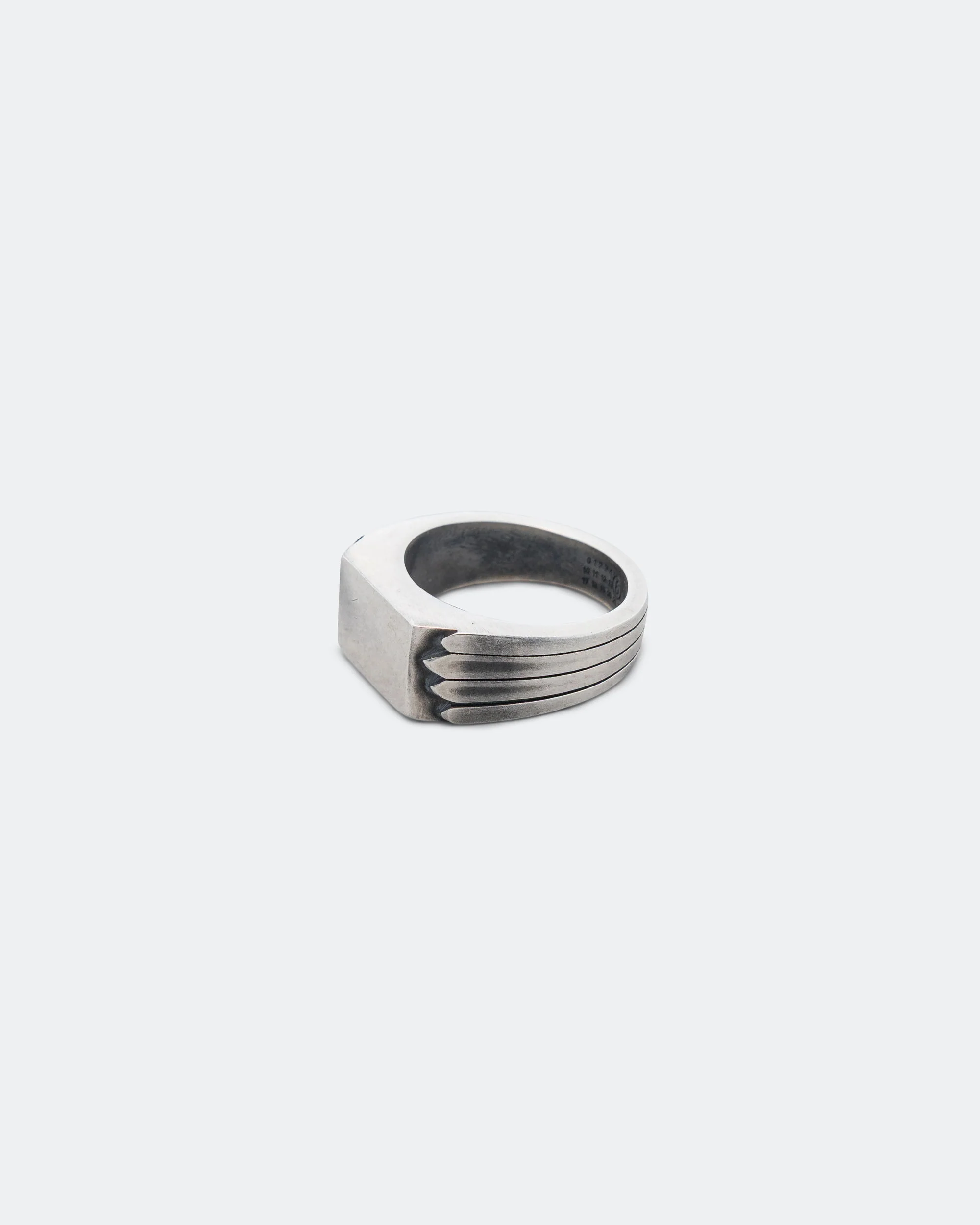 Minimal Logo Navajo Ring - Silver Toned Brass - Image 3