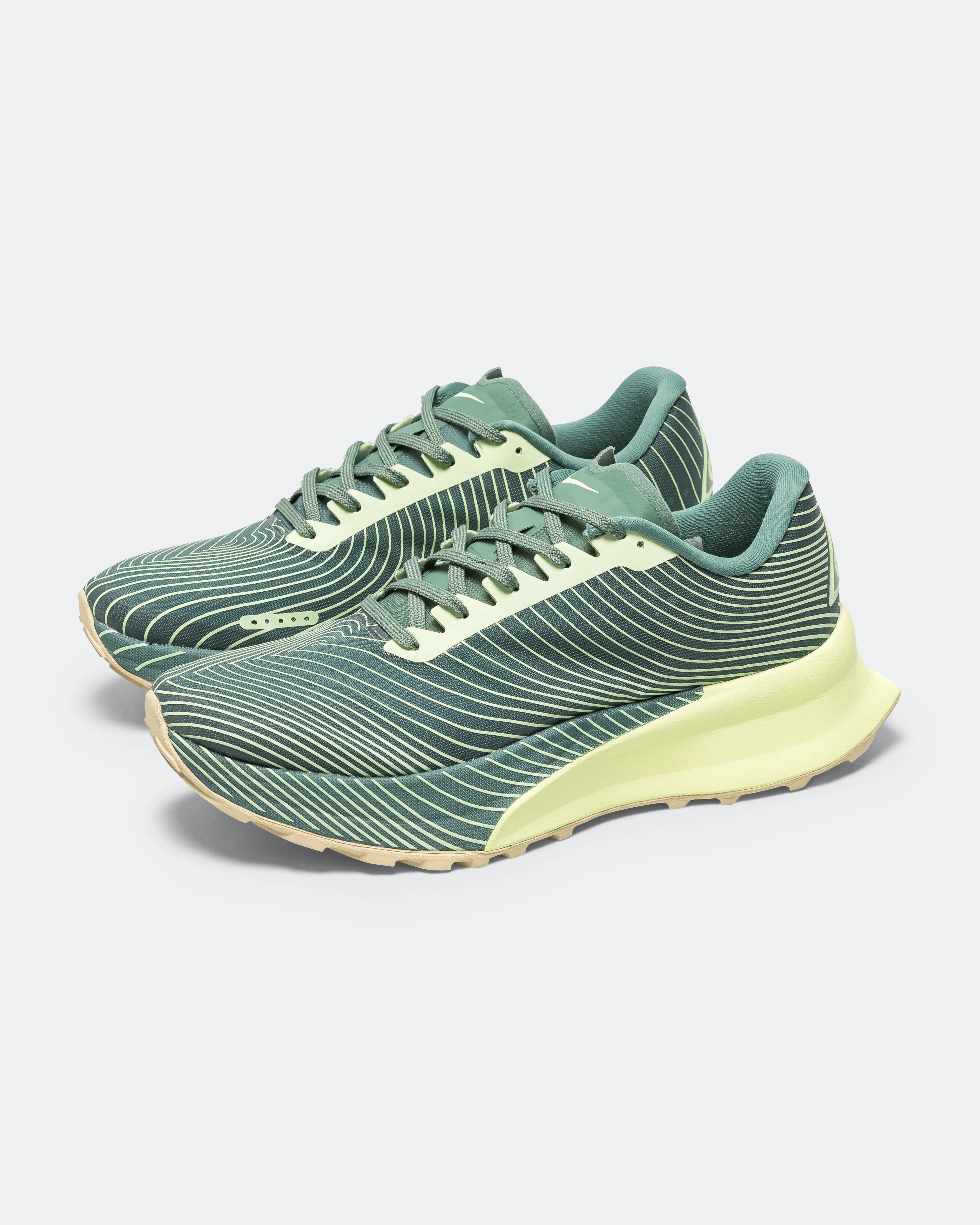 ACG Ultrafly Trail SP - Dutch Green/Barely Volt-Vegas Gold - Image 2