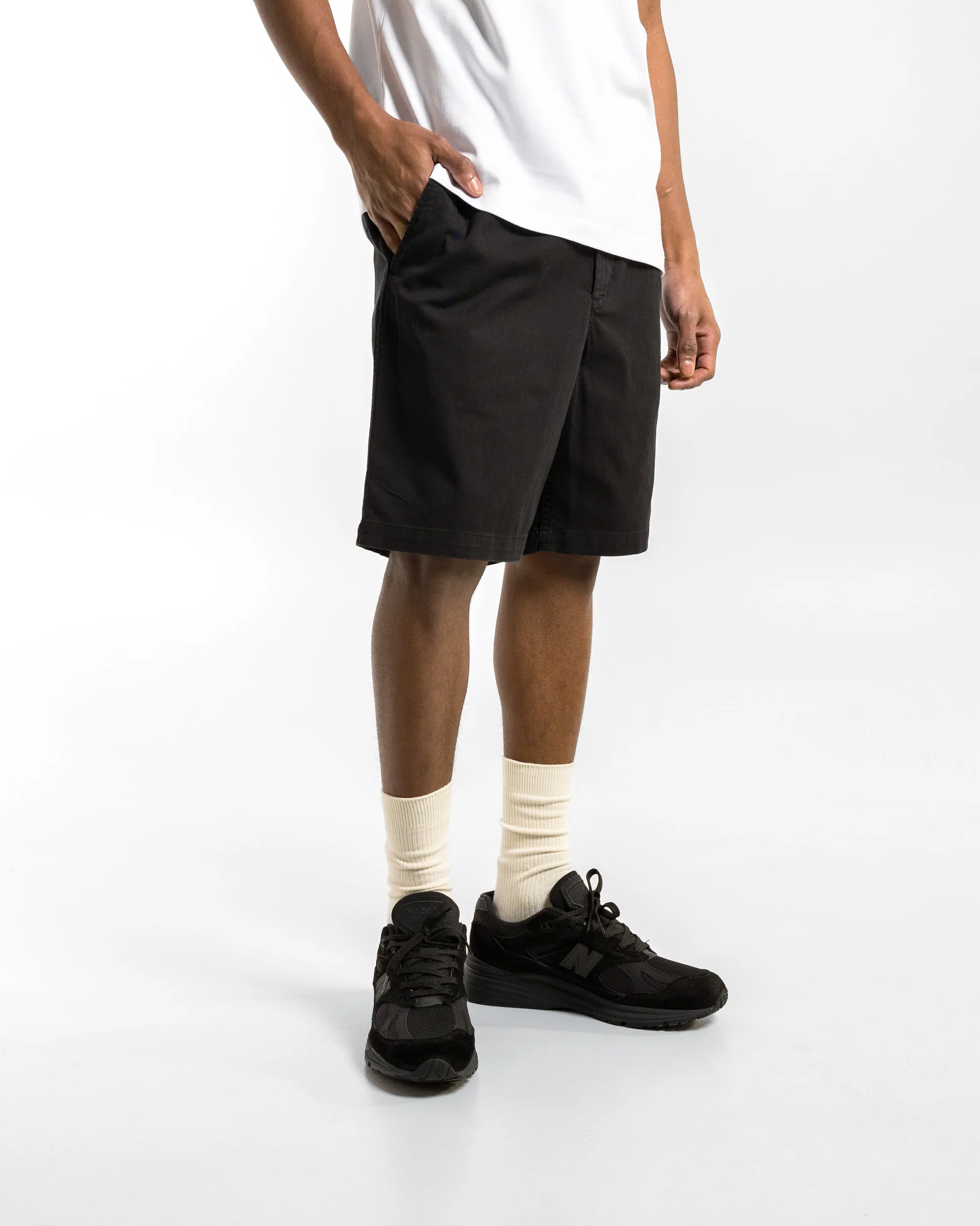 Ezra Relaxed Organic Stretch Twill Short - Black - Image 3
