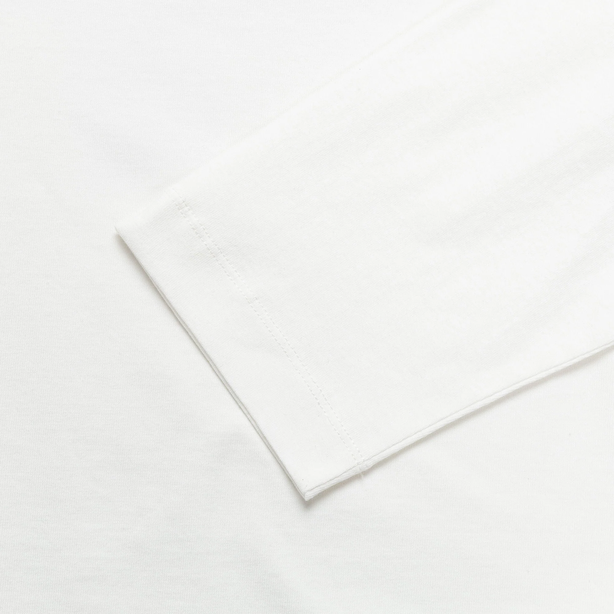 Peacemaker Painted Double Layer Boxy T-Shirt - Snow White - Image 5