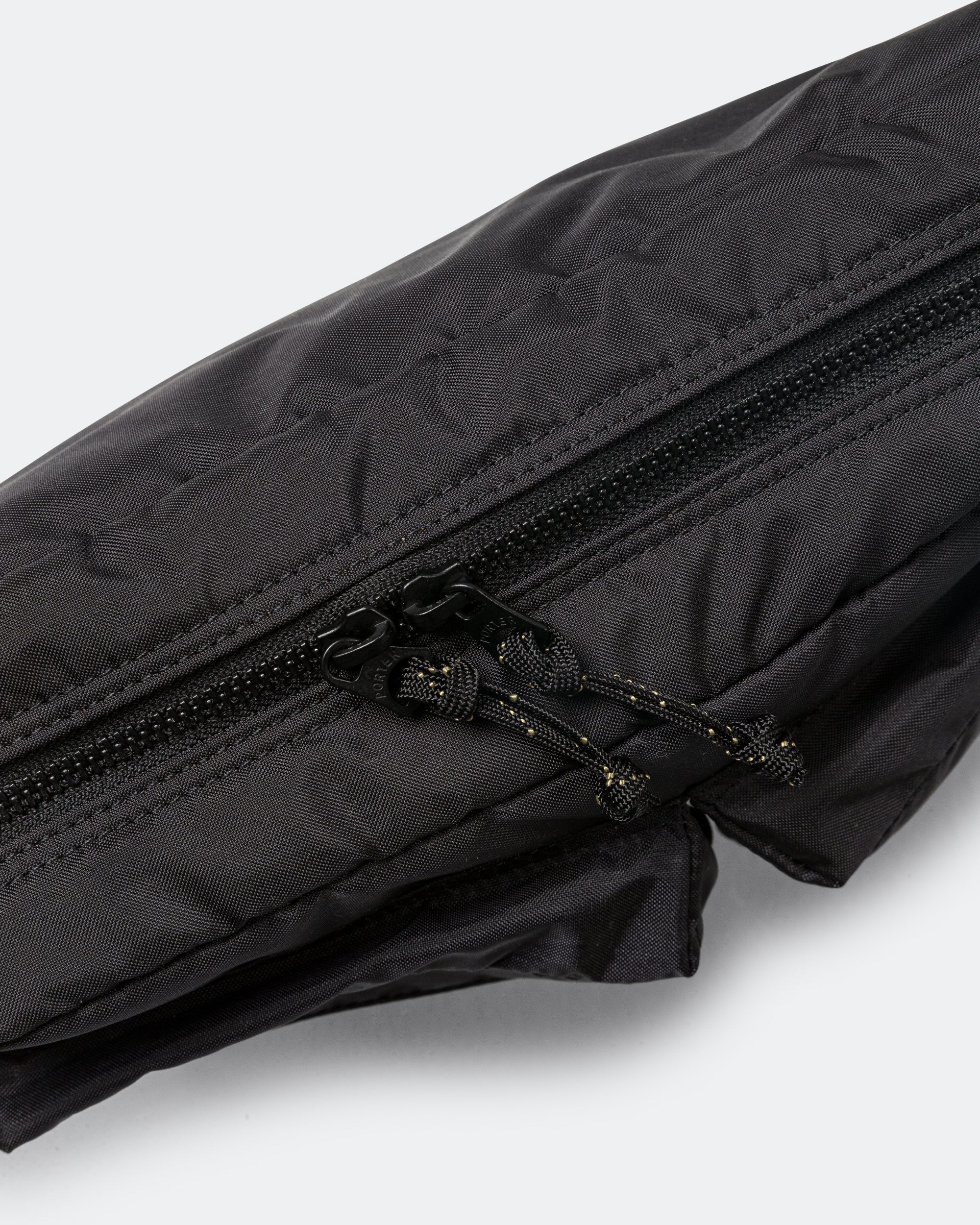 Force Shoulder Bag (S) - Black - Image 5