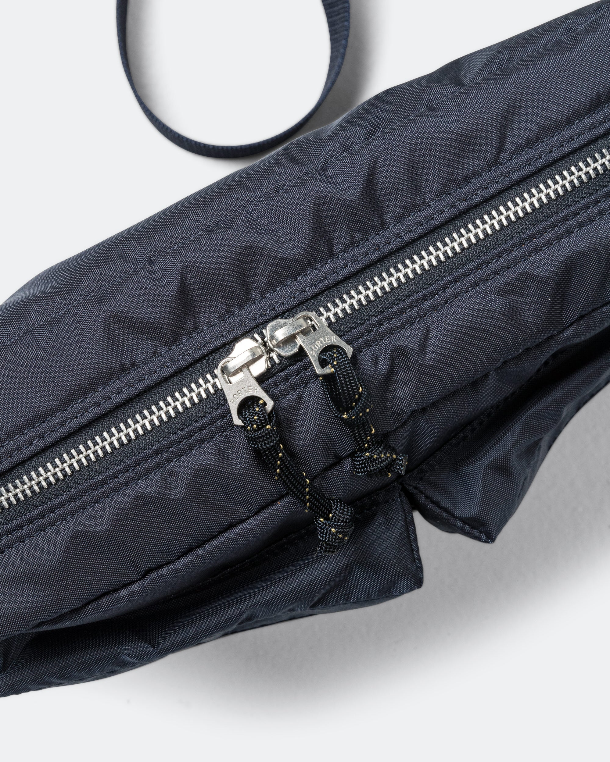 Force Shoulder Bag (S) - Navy - Image 5