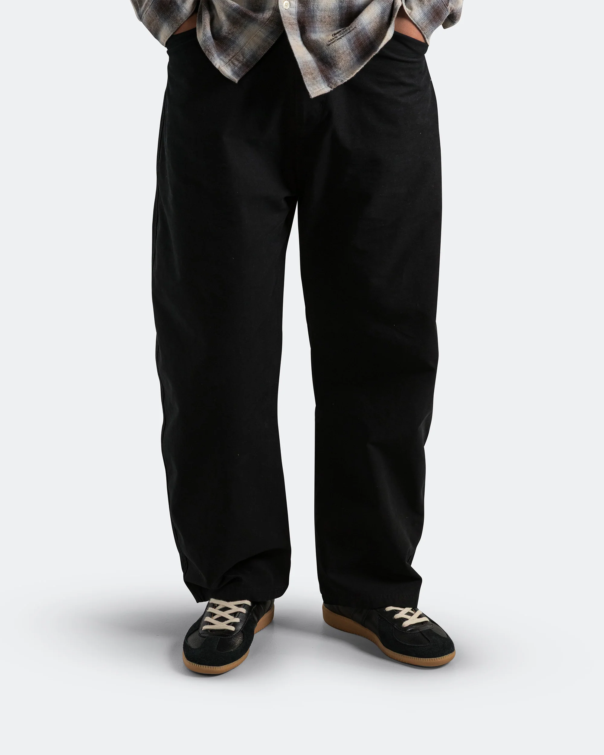 Reverse Twill Barrel Pant - Black - Image 2