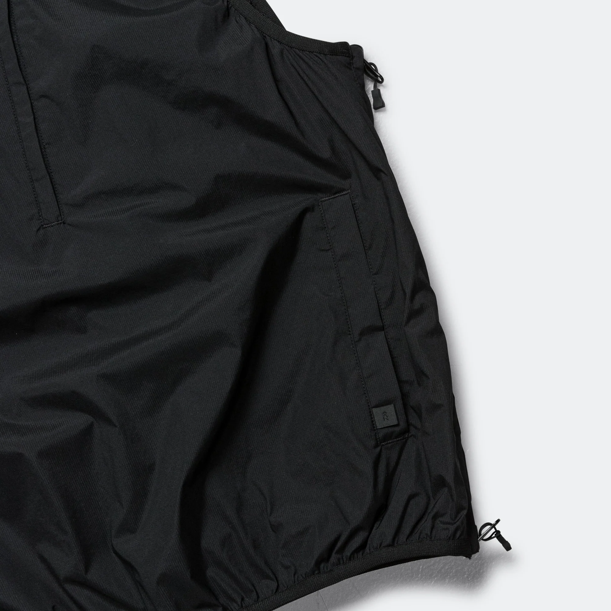 Tech Reversible Field Vest - Black - Image 5