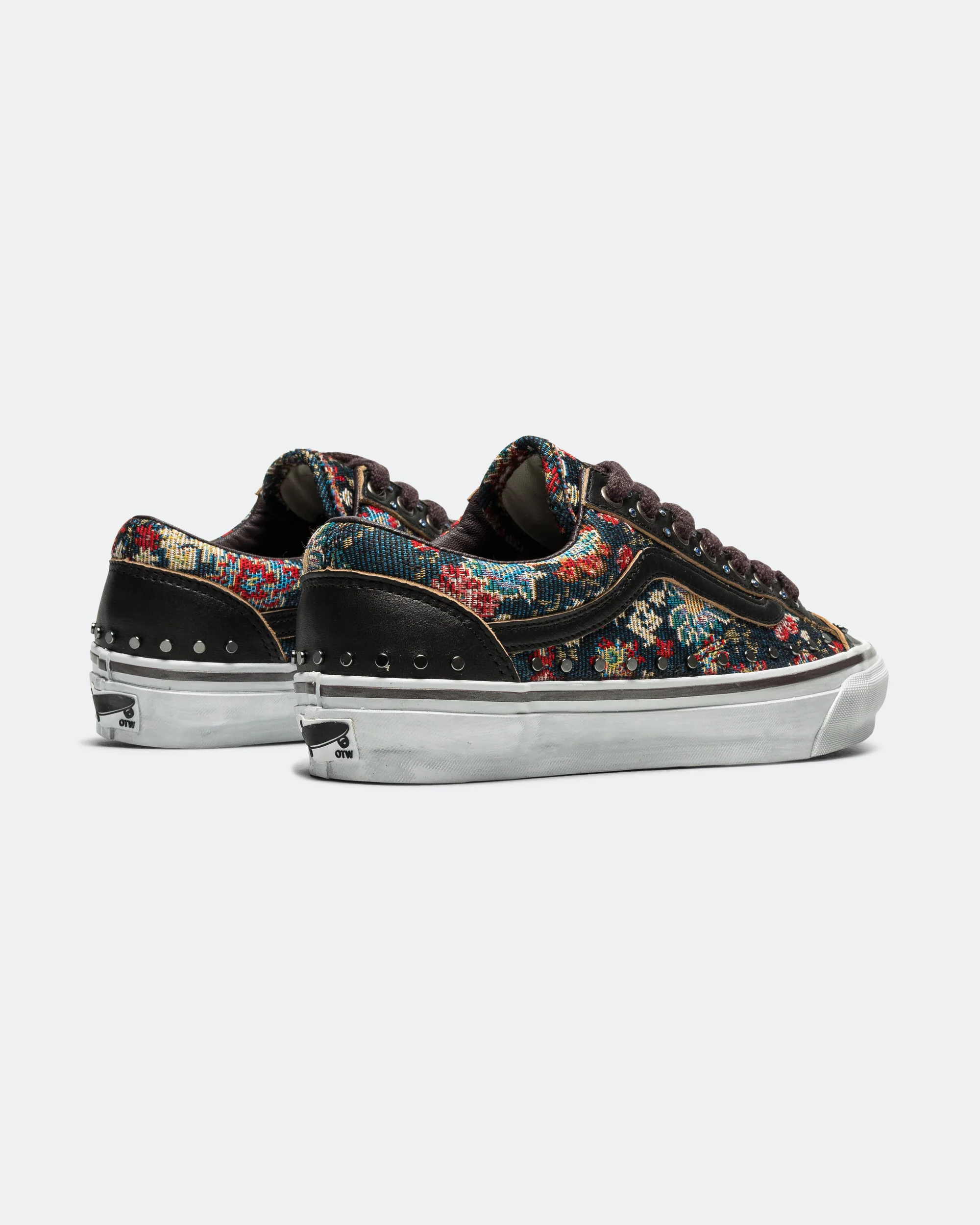 OTW Old Skool 36 Vibram - Floral Rivets/Black - Image 3
