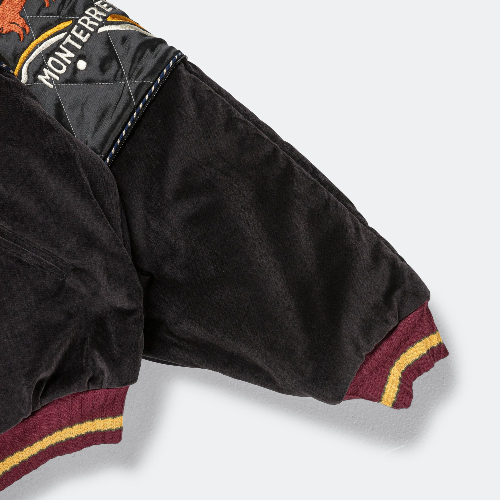 Velveteen SHAM BOMBER JKT (Beautiful Texas) - Black - Image 11
